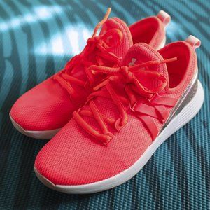 Under Armour Women's Breathe Trainer Sneaker